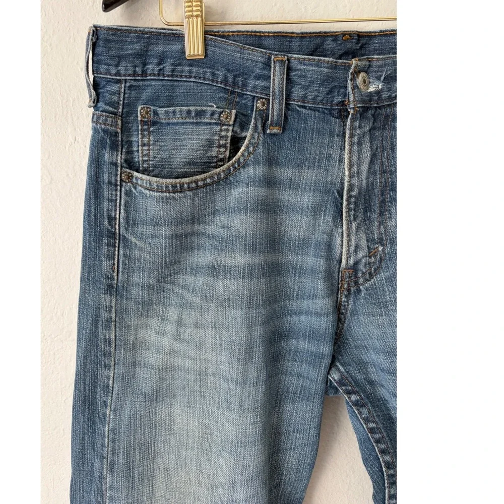 Levis levi 569